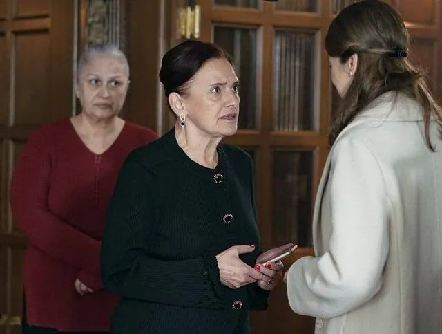 Seyirci Burcu Biricik için teşekkür etti Kanal D Camdaki Kız dizisinde işler tersine döndü - Resim: 4