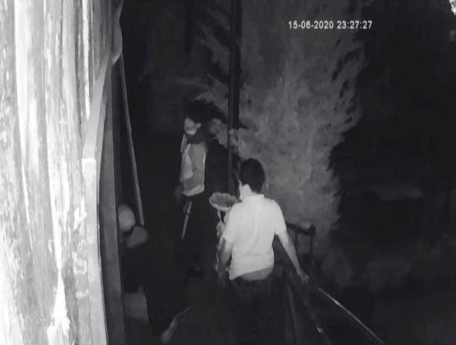 Diyarbakır'da yaptıkları hırsızlık yeni evlenen çiftleri de vurdu - Resim: 0