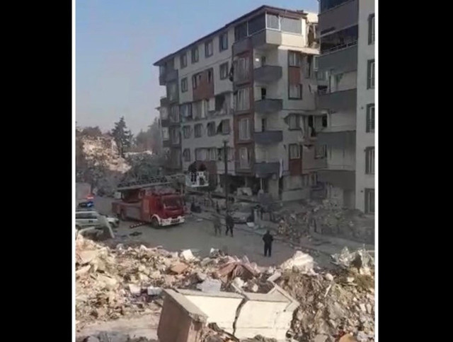 Hatay Belediye Başkanı Lütfü Savaş'ın deprem sonrası verdiği talimat pes dedirtti! - Resim: 0