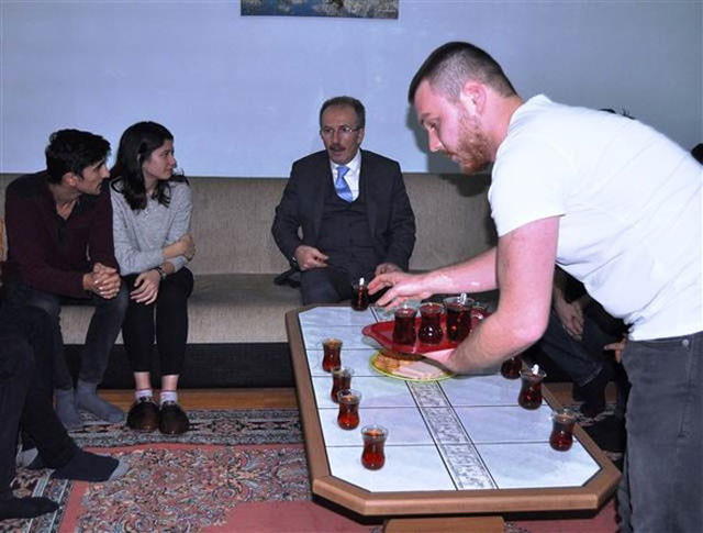 Rektöre twitter'dan bu mesajı attı sonrasında olanlar oldu - Resim: 4