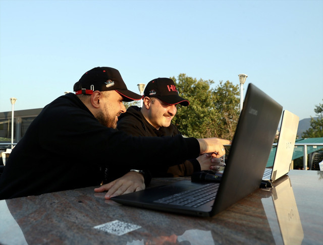 Aranan siyah şapkalı hacker bakan çıktı! 2 günde ulaştılar görünce şoke oldular - Resim: 0