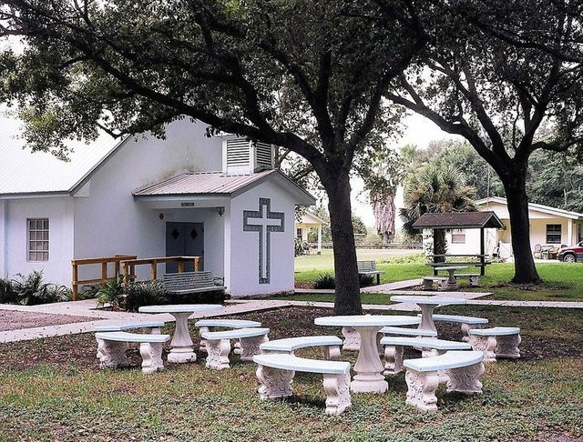 Bu köyde sadece seks suçluları yaşıyor - Resim: 4