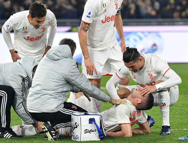 Juventus'ta Merih Demiral gol attıktan sonra sakatlandı - Resim: 1