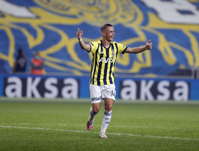 Erol Bulut'tan itiraf: Verona beni istedi ama Fenerbahçe'ye geldim - Resim: 0