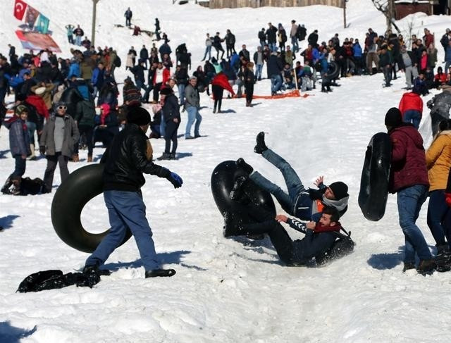 Kardan Adam Şenliğinde 22 kişi yaralandı! - Resim: 4