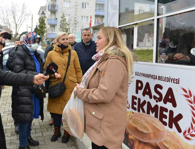 Tekirdağ Süleymanpaşa'da 26 fırın birleşti ekmek fiyatlarını duyan koştu - Resim: 0