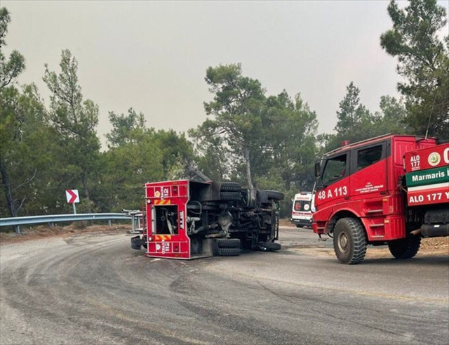 Datça'da orman yangını rüzgar nedeniyle kısa sürede yayıldı! AFAD'dan açıklama - Resim: 3