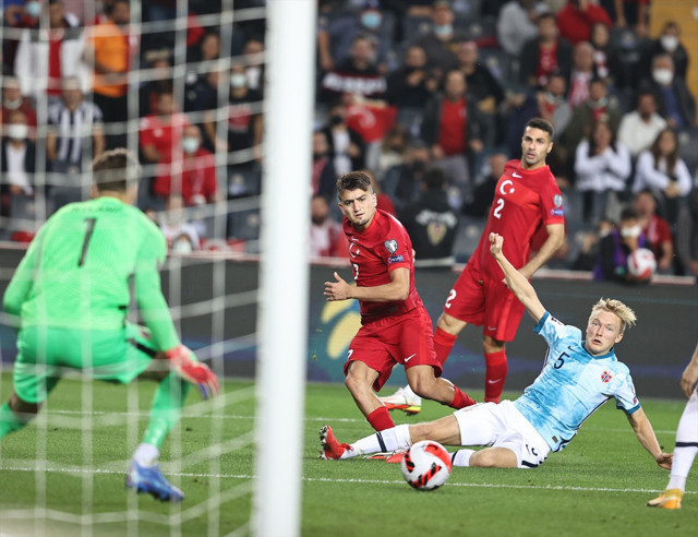 Türkiye Norveç maçı golleri ve geniş özeti - Resim: 2