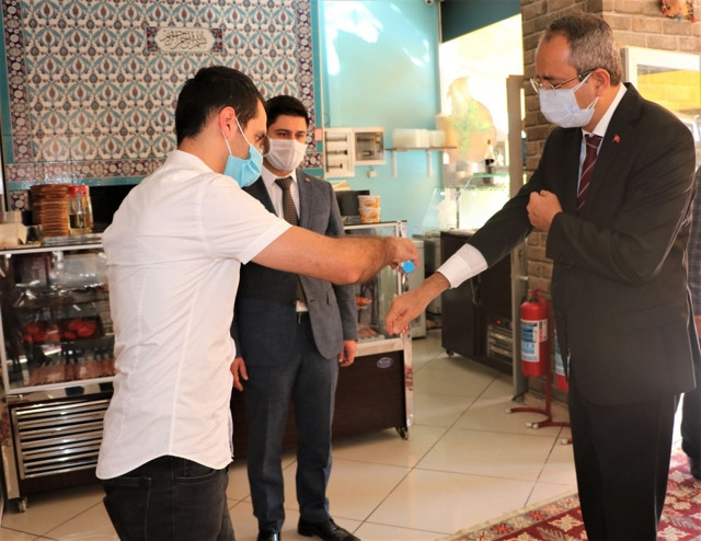 Sultanbeyli Kaymakamı Metin Kubilay: Salgınla mücadelemiz devam edecek - Resim: 1