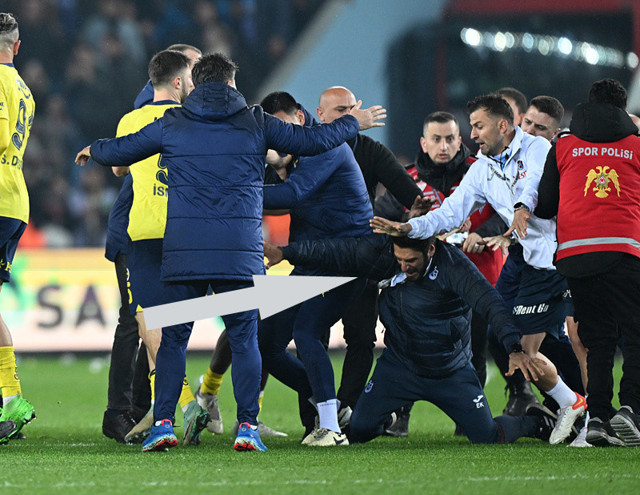 Egemen Korkmaz'dan İrfan Can'a yumruk! Maç sonu paylaştı ortaya çıktı - Resim: 1