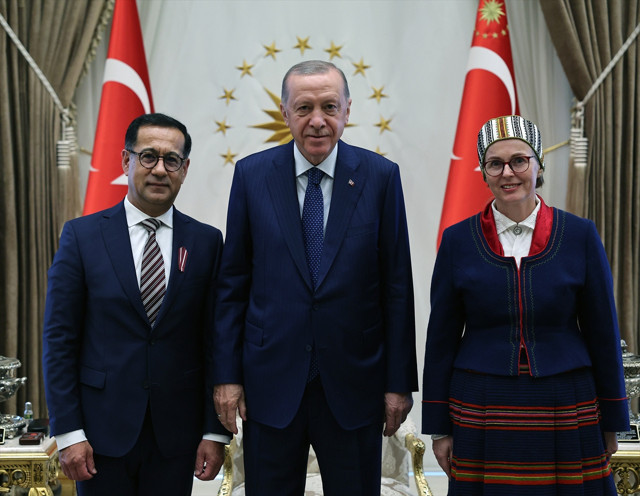 Büyükelçilerden Cumhurbaşkanı Erdoğan'a güven mektubu - Resim: 1