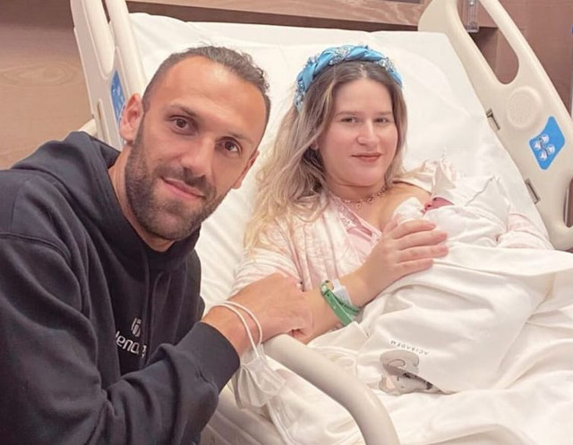 Vedat Muriç ikinci kez baba oldu - Resim: 0