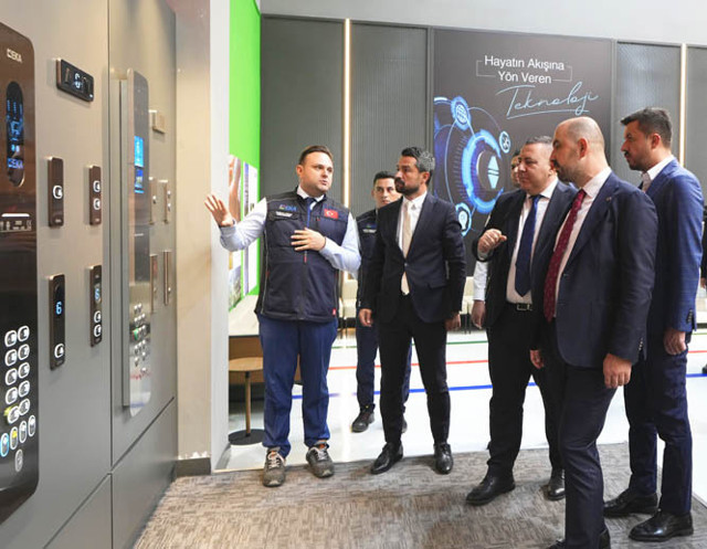 5 bin üretim kapasitesine ulaşan Emlak Konut Asansör, Afrika’ya ilk ihracatını gerçekleştirdi - Resim: 2