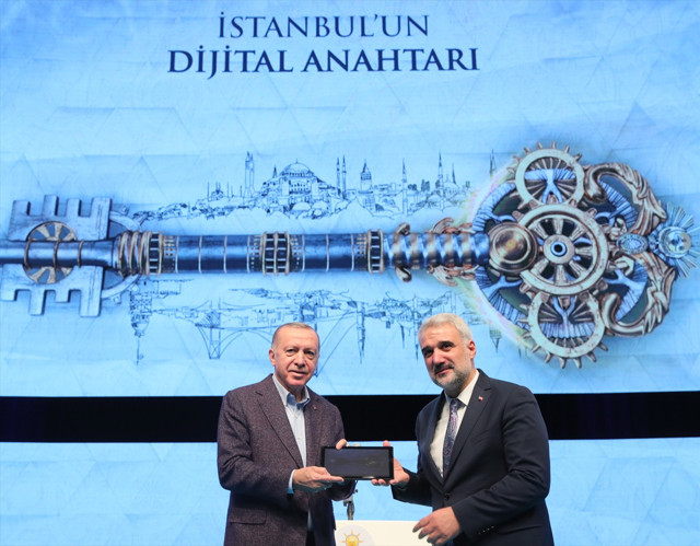 Cumhurbaşkanı Erdoğan'a NFT tabanlı 'İstanbul'un Dijital Anahtarı' hediyesi - Resim: 0