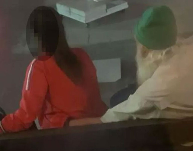 69 yaşındaki 'şifacı' cinsel tacizden tutuklandı! 'Ben öldüm geri döndüm, sürekli uçuyorum' - Resim: 1