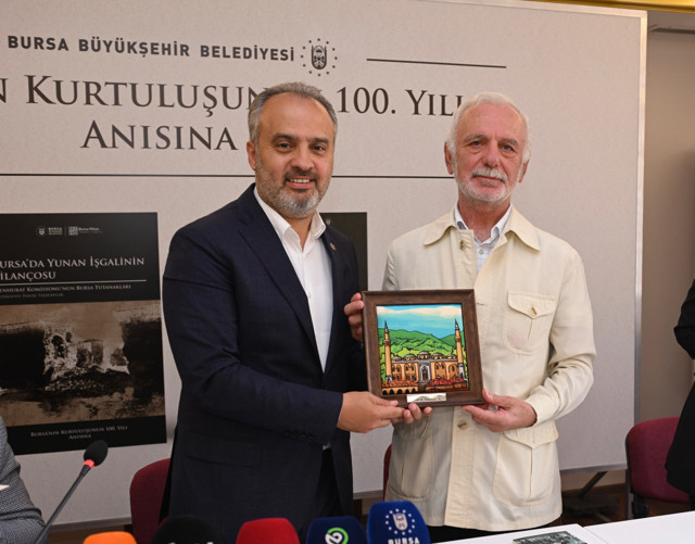 Bursa, Yunan işgalini tüm yönleriyle anlatan 4 yeni kitap kazandı - Resim: 0