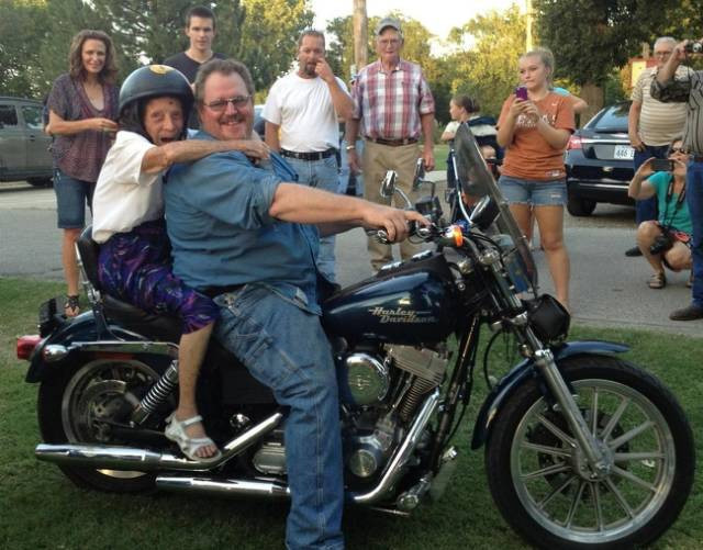 İlk defa kızıl saç gören Asyalı çocukların tepkisi - Resim: 2