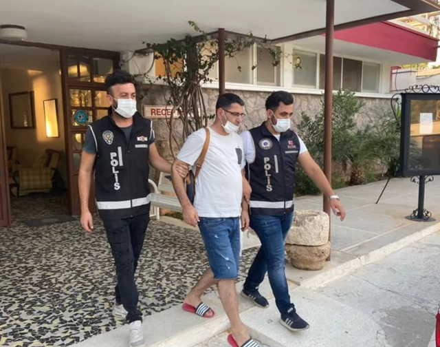 Öğretmen çete lideri çıktı! 'Anadolu' operasyonunda tarihimizi çalanlar gözaltına alındı - Resim: 4