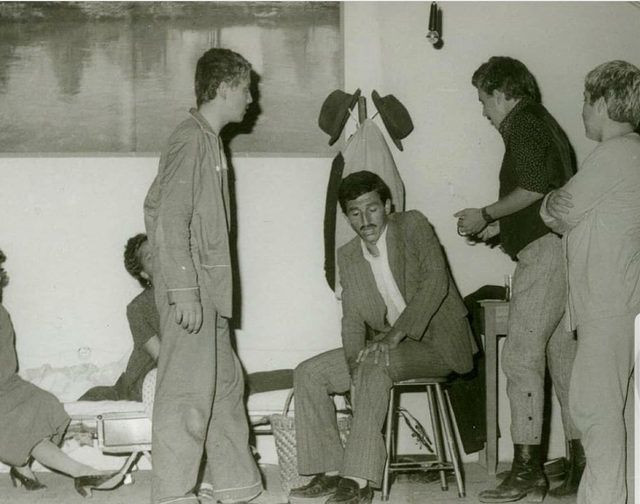 Instagram'dan paylaştı! Peki fotoğraftaki siyasetçiyi tanıyabildiniz mi? - Resim: 2