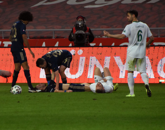 Pelkas kendine gelir gelmez bakın ilk ne sormuş? İşte son durumu - Resim: 0