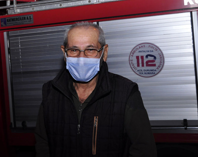 Manavgat'ta deprem oluyor sanıp apartmanı boşalttılar bakın ne çıktı! - Resim: 1