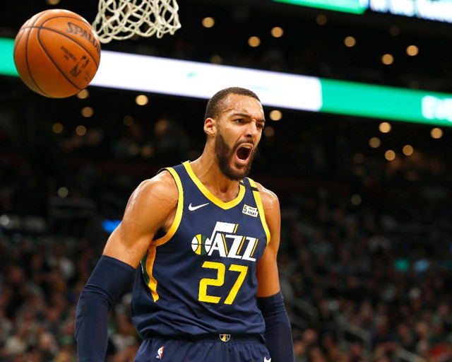 NBA maçlarına corona virüs darbesi! Rudy Gobert virüsle dalga geçmişti - Resim: 1
