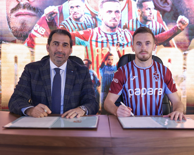 Trabzonspor, Edin Visca'nın sözleşmesini uzattı! Anlaşma detayları... - Resim: 0