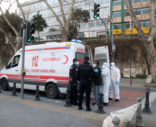 İstanbul'da hırsızlık şüphelisi şahıs öksürerek polisten kurtulmaya çalıştı - Resim: 0