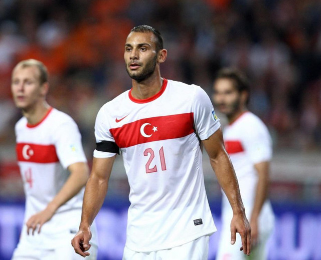 Milli futbolcu Ömer Toprak kariyerini noktaladı - Resim: 0
