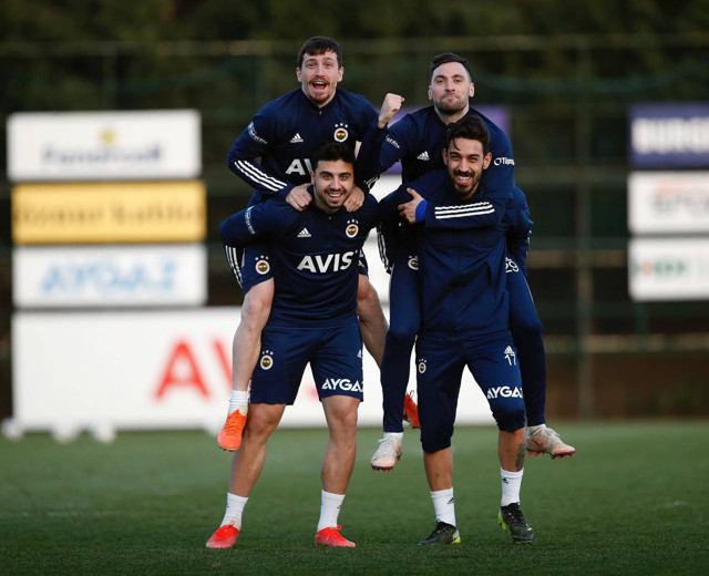 Emre Belözoğlu siftah yapıyor: Değişimi herkese gösterelim - Resim: 0