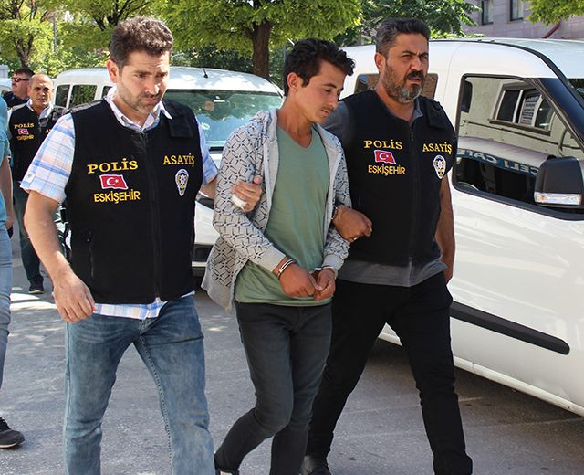 Eskişehir'deki kan donduran cinayetin şüphelileri adliyede - Resim: 4