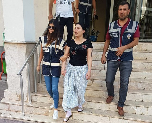 Kayseri'de suç makinesi kadın yatak odasındaki özel bölmede yakalandı - Resim: 1