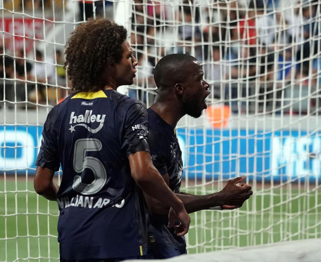 Fenerbahçe 6 gol attı Kasımpaşa maçıyla Arda Güler gündeme oturdu - Resim: 3