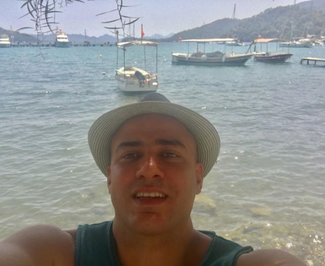 Göksel'le kardeşi arasına kara kedi girdi - Resim: 4