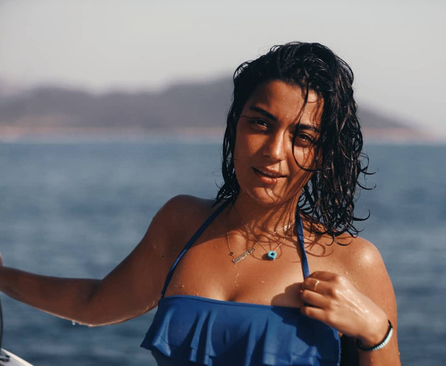 Camdaki Kız’ın güzel oyuncusu Merve Polat'ı hiç böyle görmediniz! İddialı pozları sosyal medyayı salladı - Resim: 2