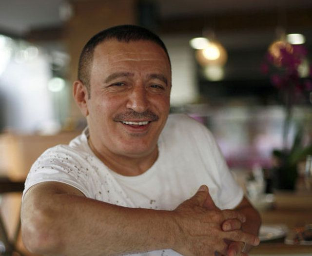 Mustafa Topaloğlu otel parası ödeyemeyince Afrika dansçıları evinde kalmaya başladı - Resim: 4