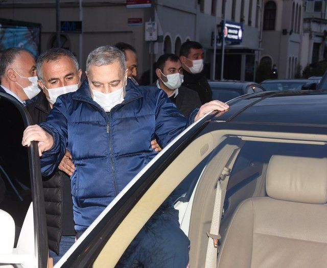 Mehmet Ali Erbil aylar sonra eski eşi Nergis Kumbasar ve kızı Yasmin'le dışarı çıktı - Resim: 2