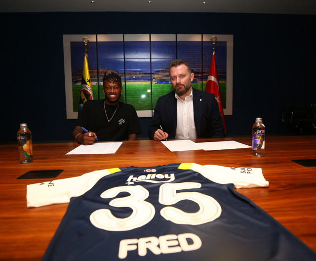 Fenerbahçe, Fred'i KAP'a bildirdi! İşte transferin maliyeti... - Resim: 0