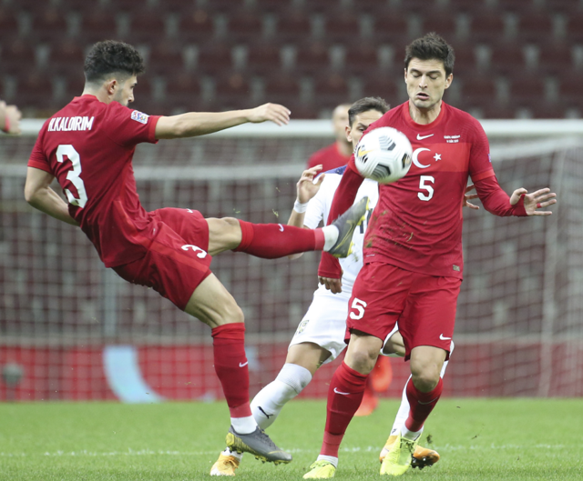 Türkiye Sırbistan maçı sonrası Şenol Güneş'e tepki: Caner Erkin neden yok hocam - Resim: 1