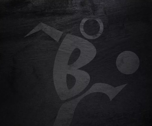 Balıkesir'de futbolculara tekme, tokat saldırı! Sandalyeler havada uçuştu, taraftarlar ortalığı birbirine kattı - Resim: 3