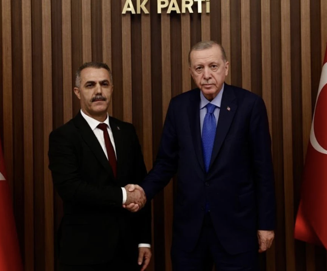 Erdoğan kararı verdi: AK Parti'de il başkanı değişti - Resim: 0