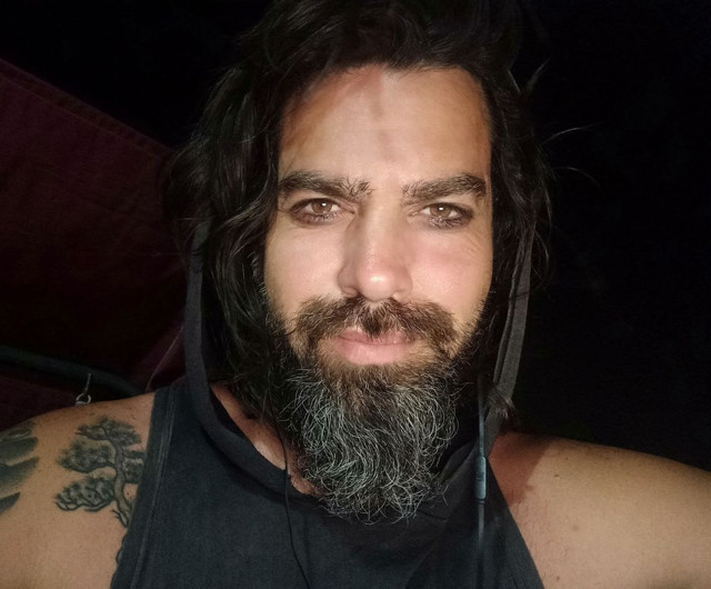 Arka Sokaklar'ın Murat komseri Uğur Pektaş geri dönüyor! Son halini görenler şaştı kaldı - Resim: 1