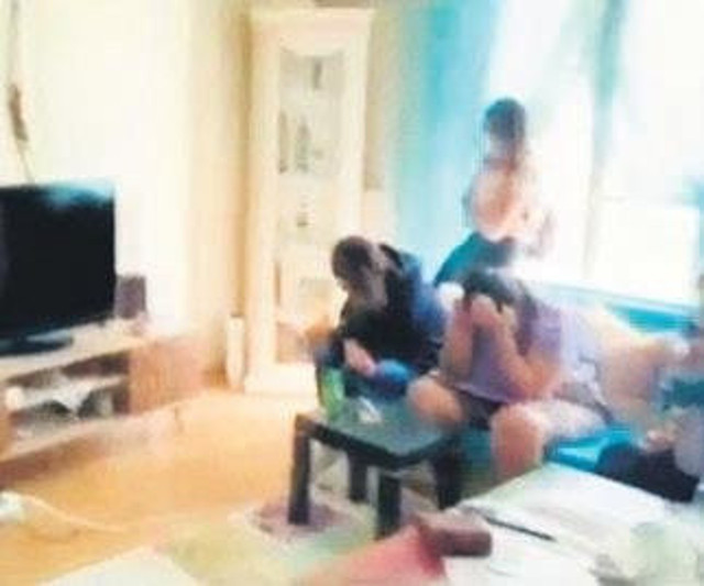 Çıplak fotoğraf ve video tehdidiyle jigolo vurgunu! - Resim: 0