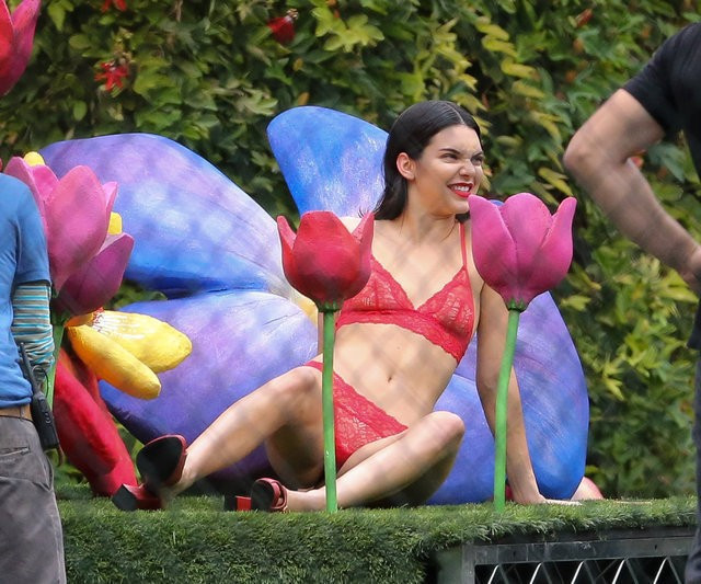 Kendall Jenner’ın kazandığı para dudak uçuklattı - Resim: 1