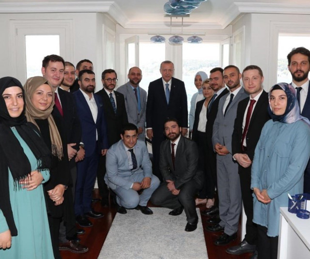 Cumhurbaşkanı Erdoğan’dan Boğaziçi Küresel’e ziyaret - Resim: 0