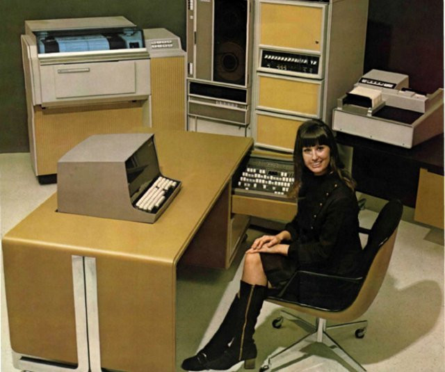 İlk kullanıldıklarında devasa büyüklükteydiler işte tarihin ilk bilgisayarları - Resim: 2