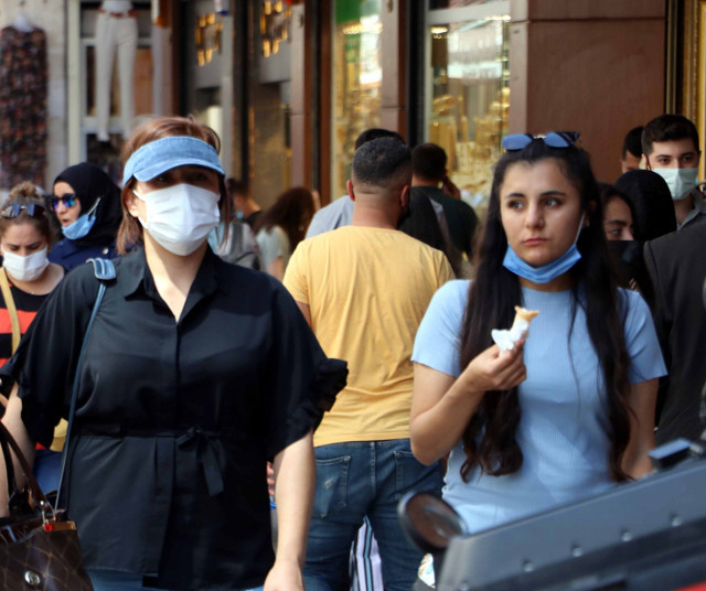 Vaka sayıları Gaziantep'te 20 günde iki kattan fazla arttı cadde ve meydanlar hayli yoğun - Resim: 3