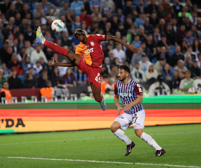 Victor Osimhen'in sıçrayışı gündem oldu - Resim: 0