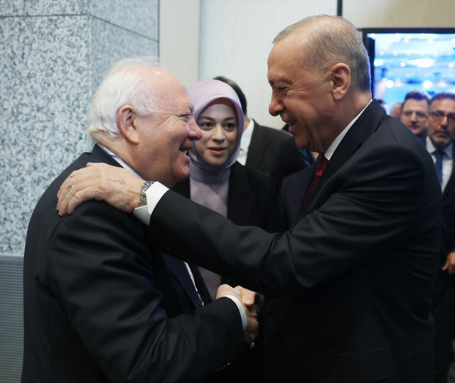 Cumhurbaşkanı Erdoğan, Moratinos'u kabul etti - Resim: 0