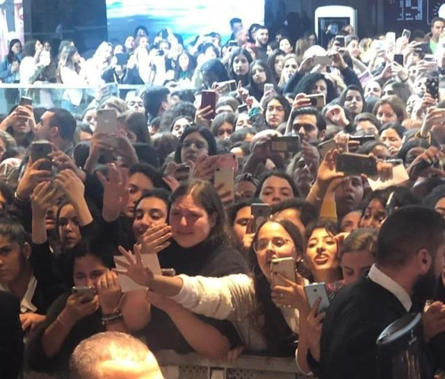 İsrail'de İstanbullu Gelin çılgınlığı Berkay Hardal'ın kaldığı oteli bastılar - Resim: 2